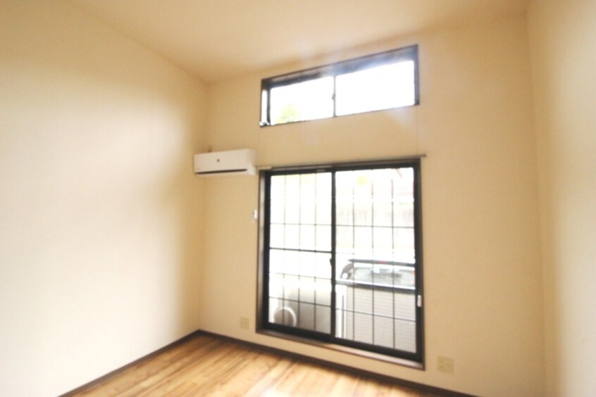 居室 トゥインクルコート富沢