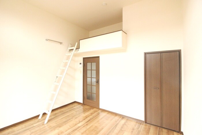 居室 トゥインクルコート富沢