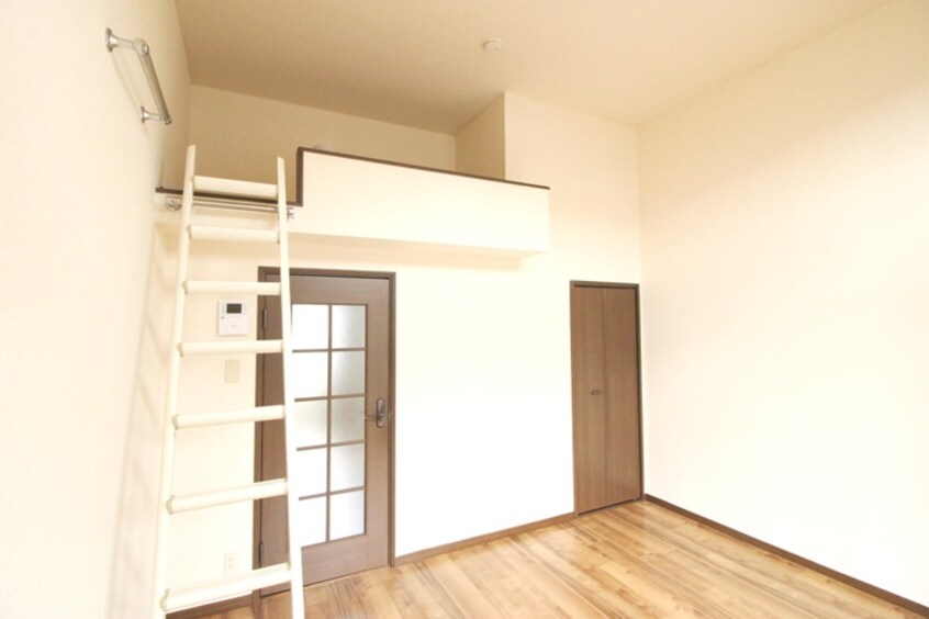 居室 トゥインクルコート富沢