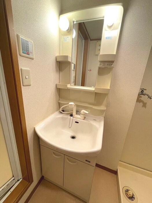 洗面 コモド・カーサ宮城野