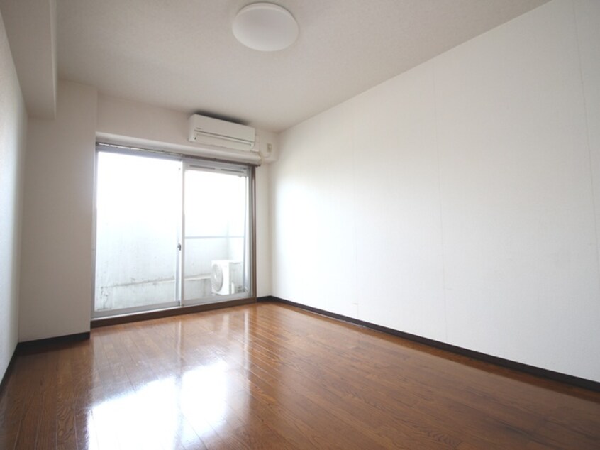 居室 スプリングアベニュ－