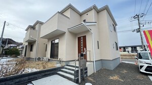 鎌謙船岡貸家　B棟