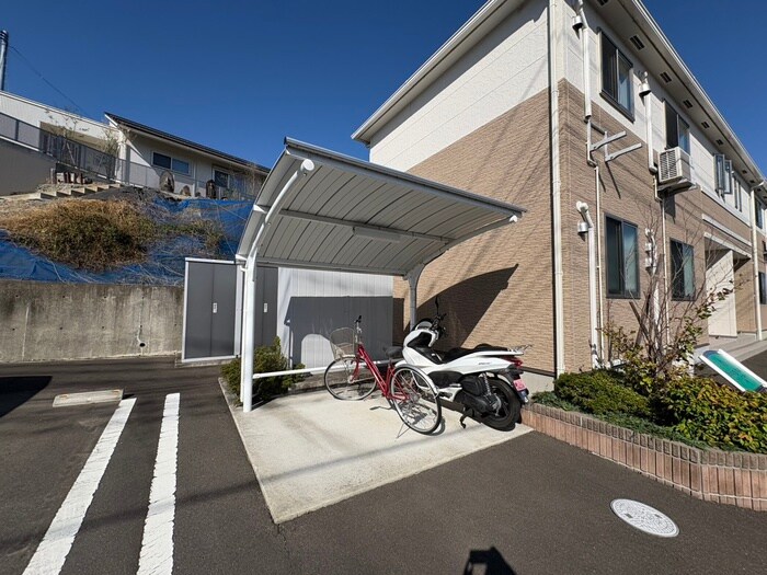 駐輪場 ライジングスターA棟