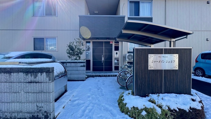 エントランス部分 シャーメゾン　シェルフ