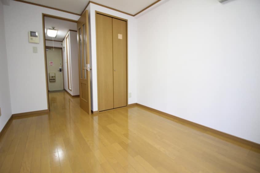 居室 ｾﾞﾙｺﾊﾞ上杉