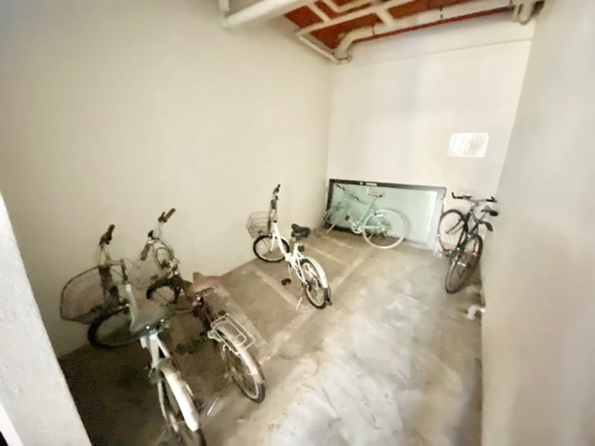 駐輪場 ｾﾞﾙｺﾊﾞ上杉