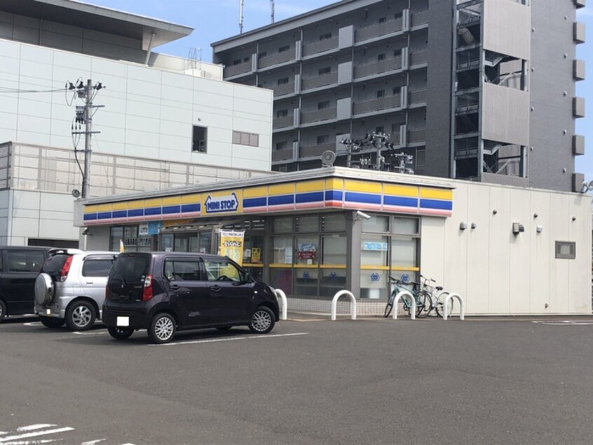 ミニストップ名取杜せきのした店(コンビニ)まで640m ユイマール