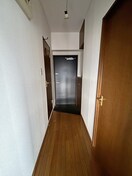 廊下 リヴィエル八乙女