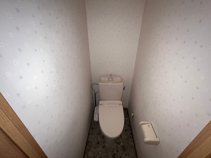 トイレ メゾンドシャルマン岩切