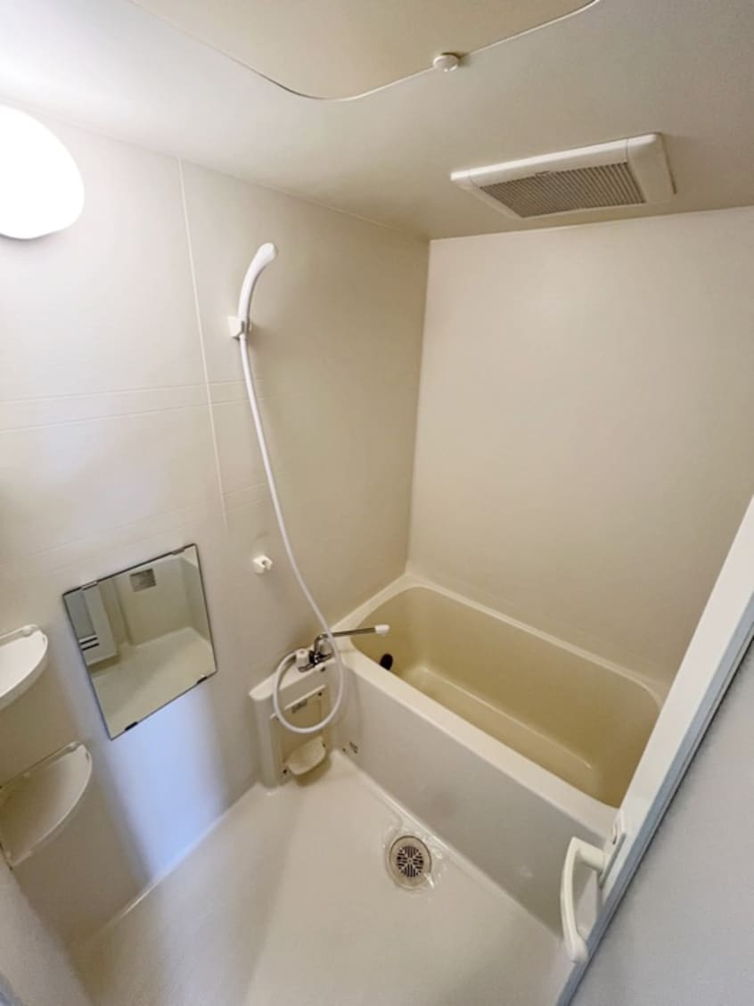 バス／シャワールーム等 ベルシャンブル市名坂