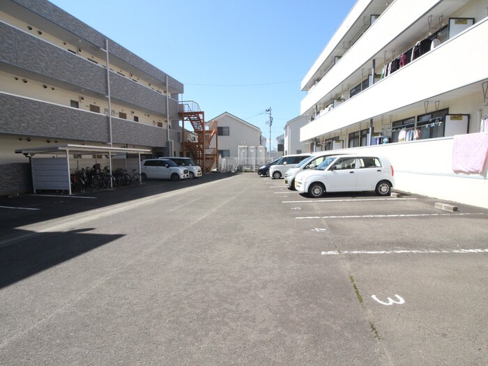 駐車場 メルシーハイツ飯田Ｋ棟