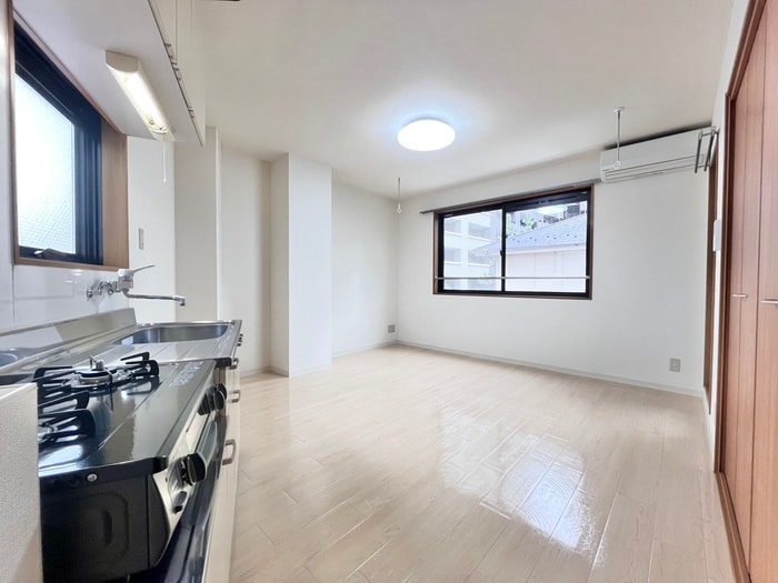 居室 エルハイツ花京院