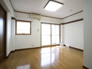 居室 第三ショ－ケ－ビル