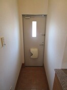 玄関 アイリスＫＴ