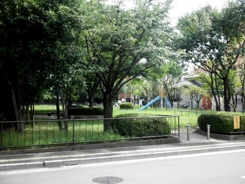 蓮池公園(公園)まで330m ベルヴュー