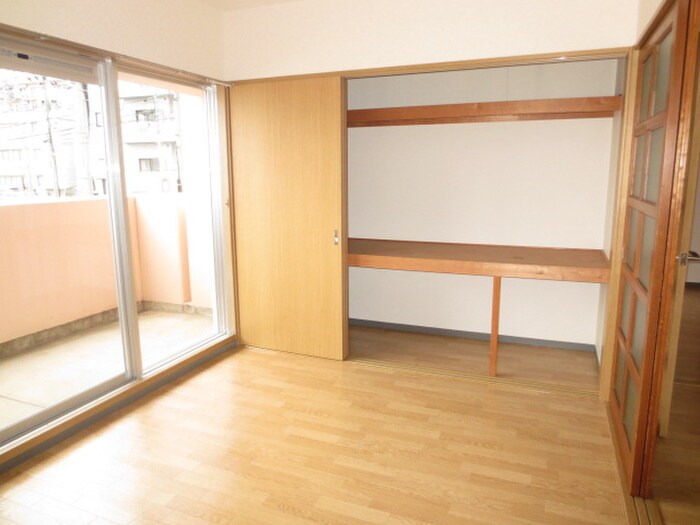 居室 リリ－マンション１号館