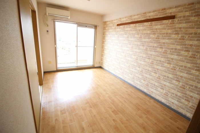 居室 リリ－マンション１号館