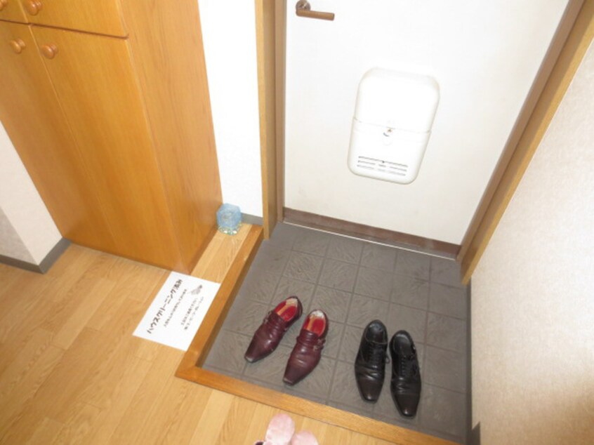 玄関 リリ－マンション１号館
