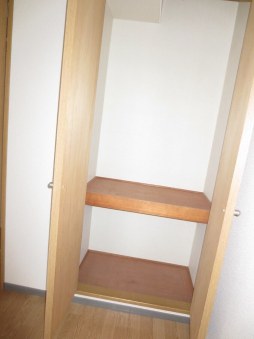 収納 リリ－マンション１号館