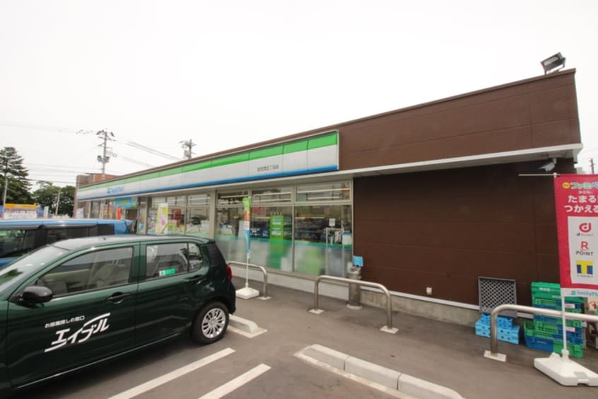 泉加茂5丁目店(コンビニ)まで1200m セジュ－ル加茂