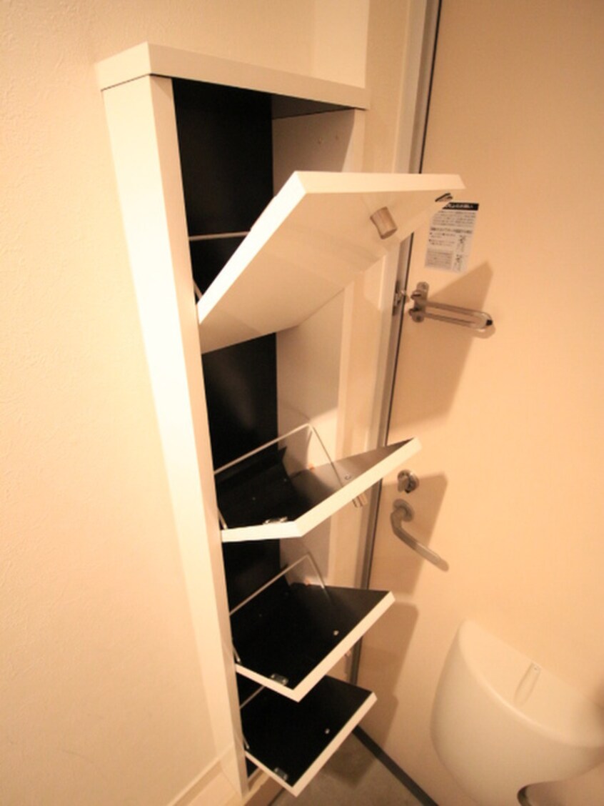 靴箱 Gran de 愛宕橋