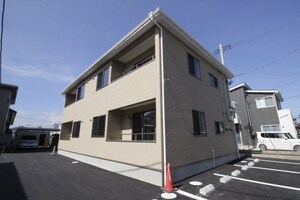 プリュム