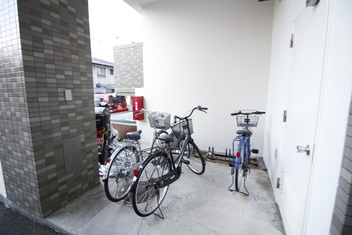 駐輪場 リエス台原