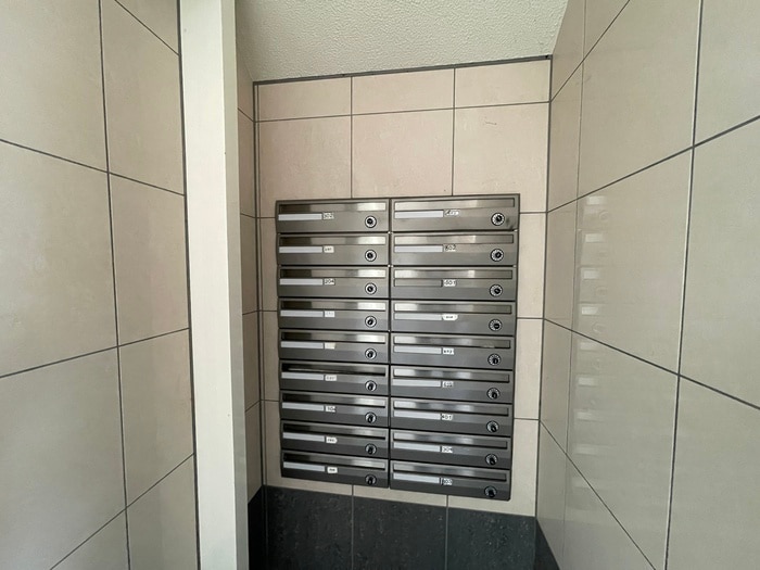 エントランス部分 シールドハウス宮町