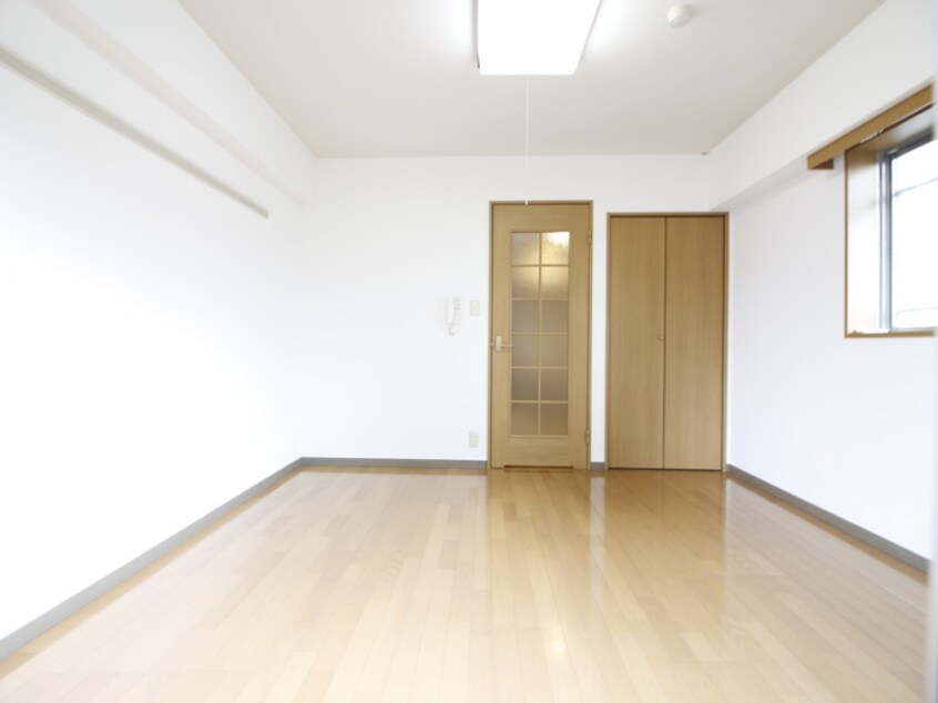 居室 ＭＩＫビル春日町