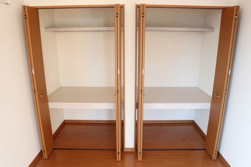 収納 アヴァンセ栗生