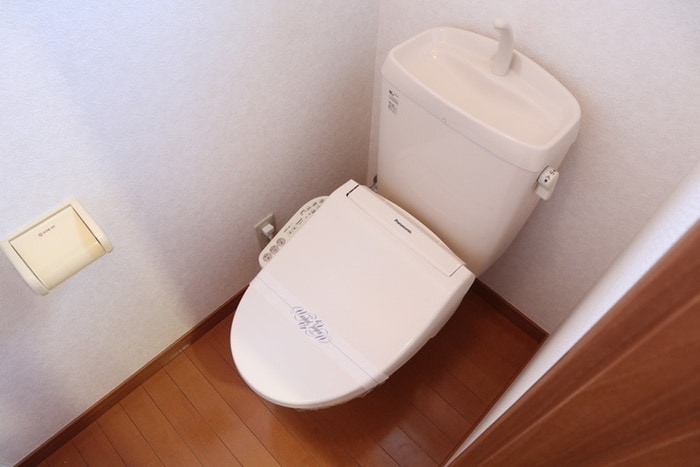 トイレ アヴァンセ栗生