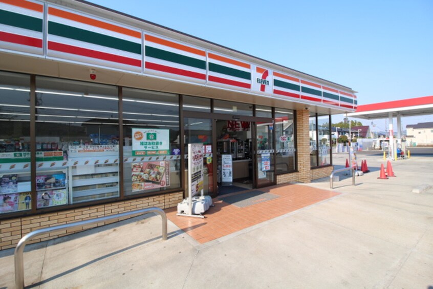 セブンイレブン　仙台上愛子街道店(コンビニ)まで650m ルヴェニ－ル壱番館