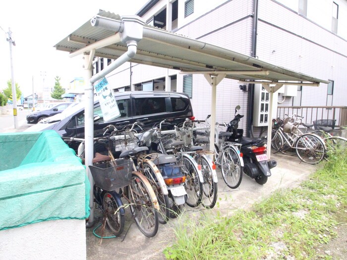 駐輪場 アーバンハイム一本杉