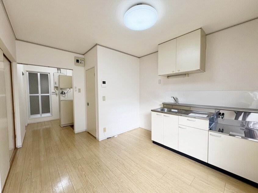 居室 エステ－トピア赤井Ｂ