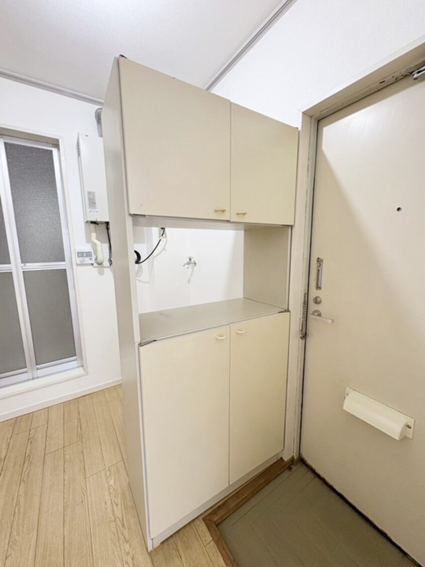 靴箱 エステ－トピア赤井Ｂ