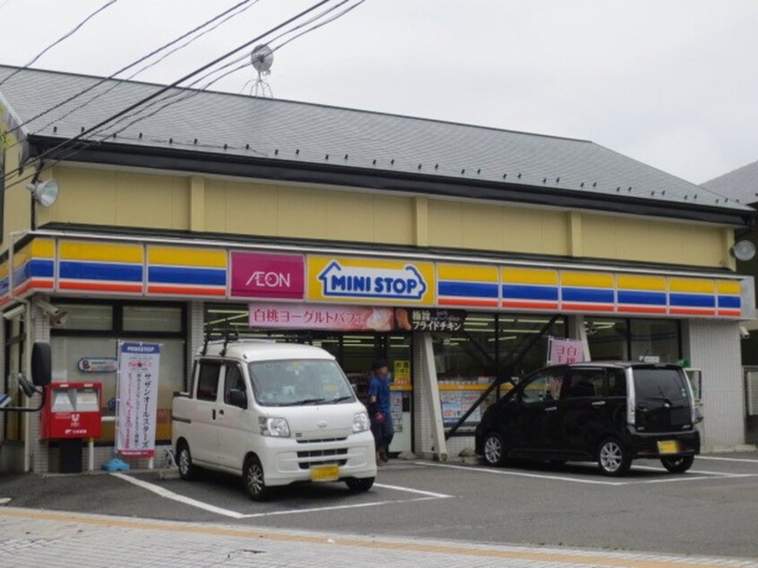 ミニストップ仙台南中山店(コンビニ)まで500m アプリコット・Ｇ