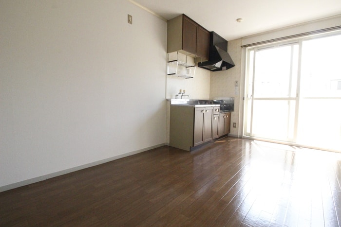 居室 トゥインクルコート文化町7番館