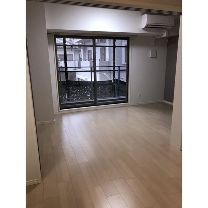 居室 ラ　フルール連坊