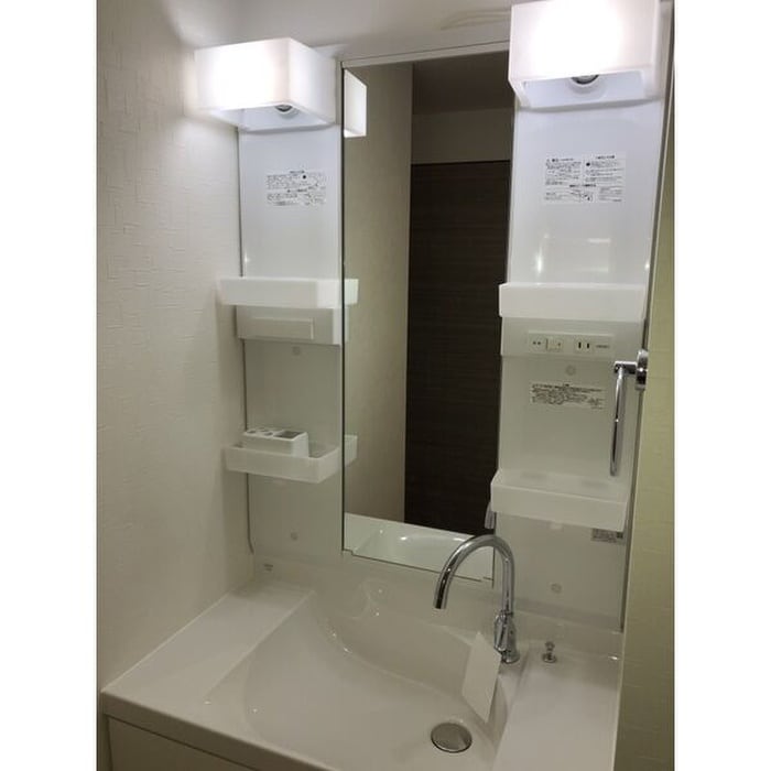 洗面 ラ　フルール連坊