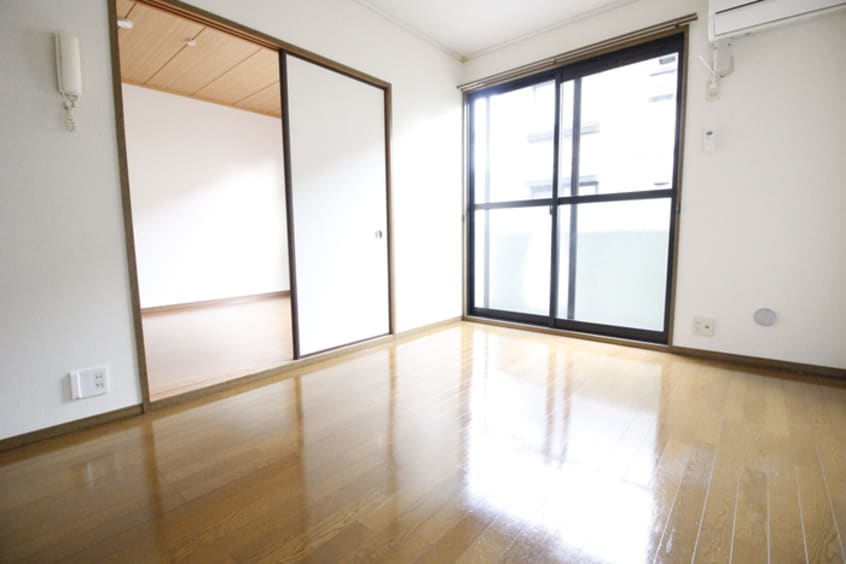 居室 PARCROSETTE(伊在）5番館