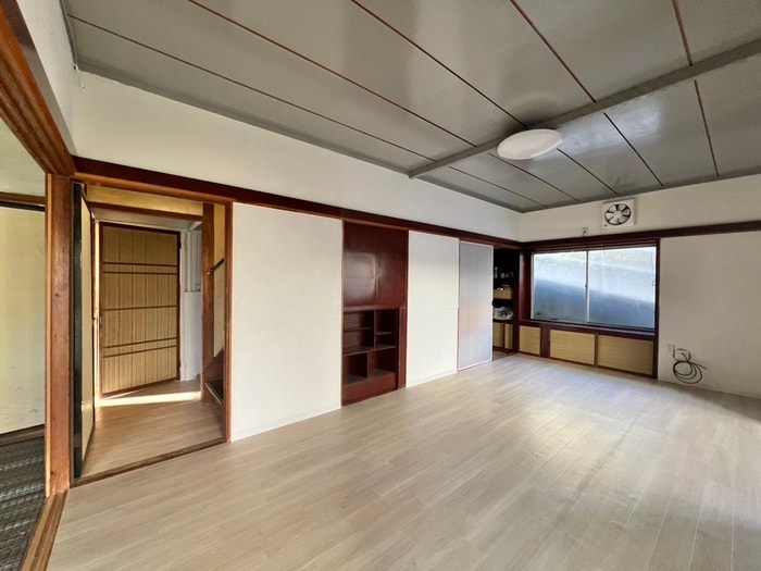 居室 泉沢町N7戸建