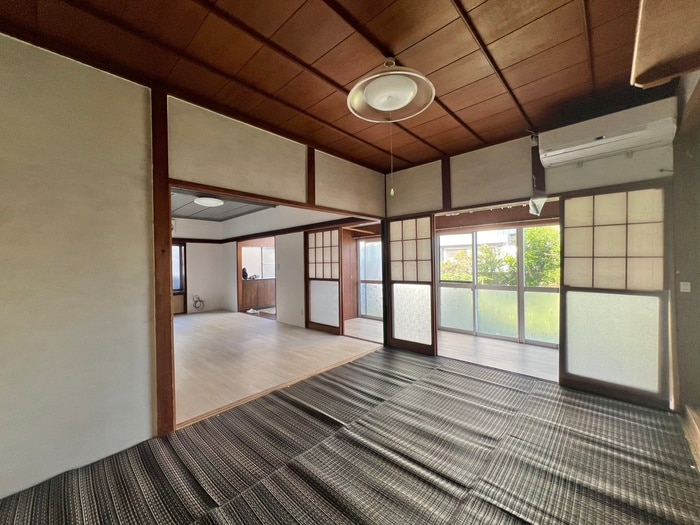 居室 泉沢町N7戸建