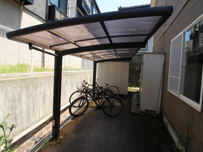 駐輪場 ベルウッド台原