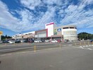 富谷イオン(デパート)まで1200m Ｇａｒａｇｅ　Ｌｕｓｓｏ　Ａ