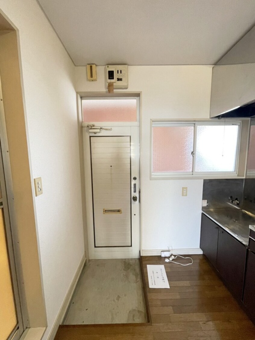 玄関 アートパレスいしばし