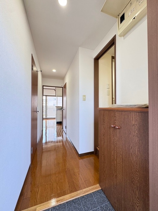 廊下 サークル１０ビル