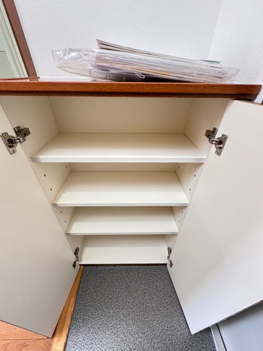 靴箱 サークル１０ビル