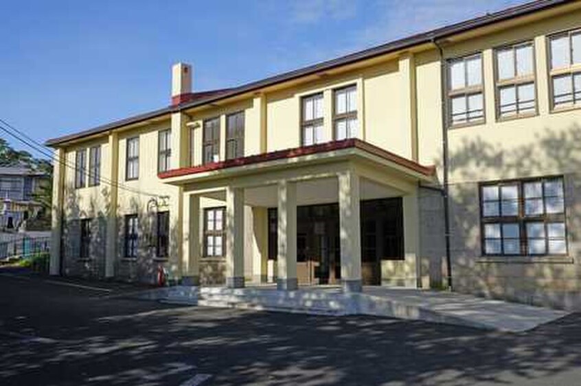 塩竈市役所(役所)まで1330m Azul塩釜Ⅲ