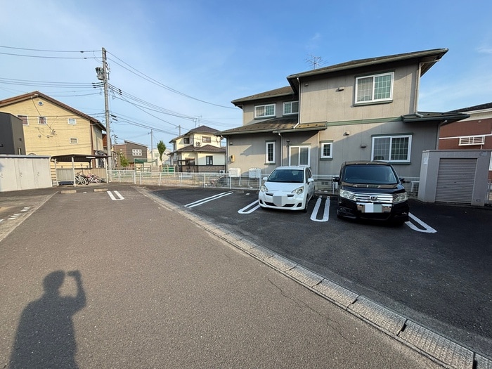 駐車場 メゾン・サントウC棟