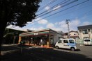 セブン‐イレブン 仙台白萩町店(コンビニ)まで230m 仙台白萩マンション